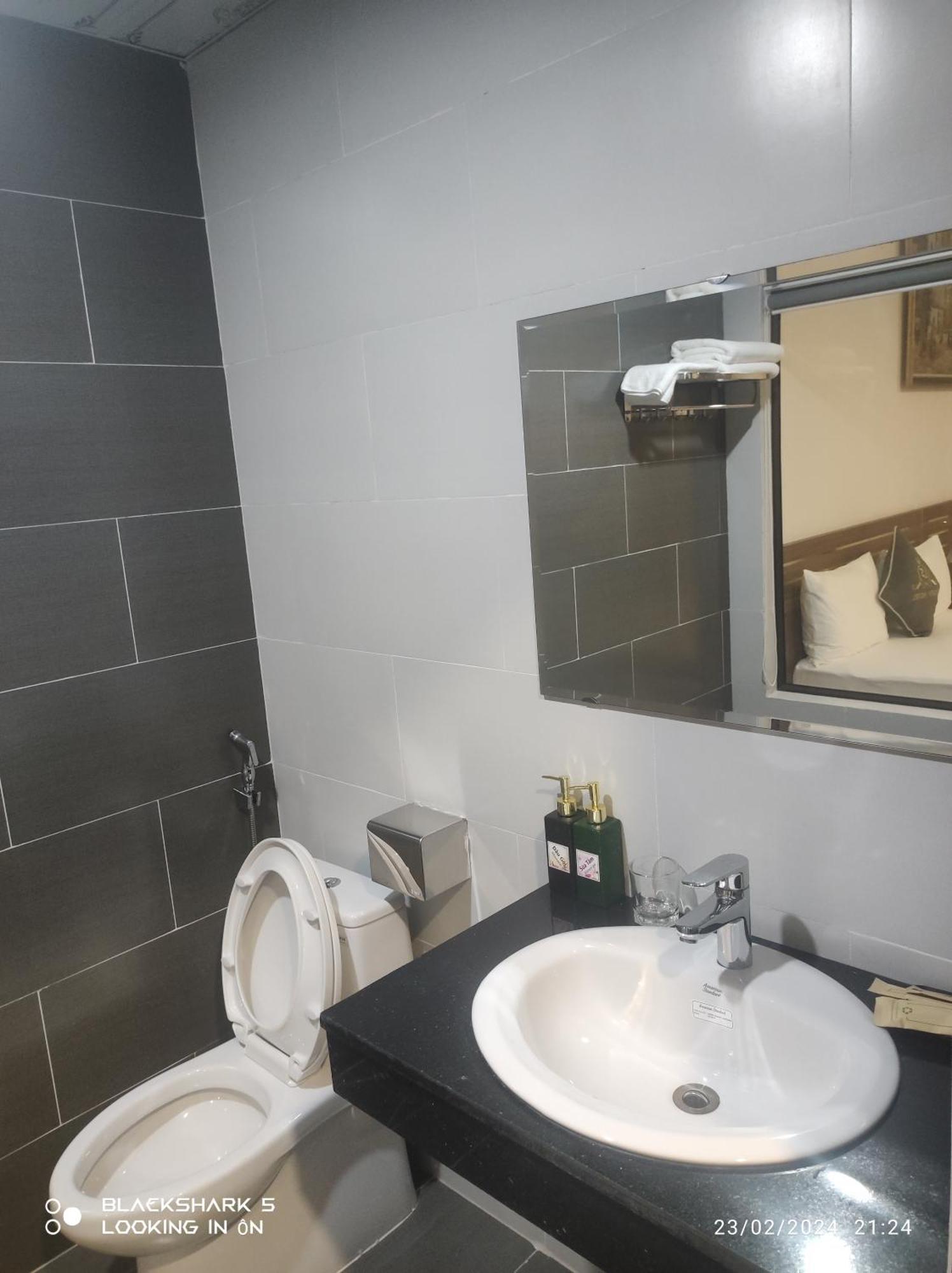 Ls Hotel Phu Ly Bagian luar foto